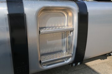 һ����� J7�ؿ� 560���� 6X4 ǣ����(����)(Һ��)ͼƬ