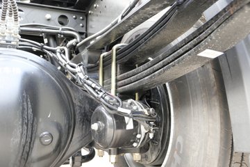 һ����� ��J6P �ʻݰ�2.0 420���� 4X2 ǣ����(CA4180P66K24E5)ͼƬ