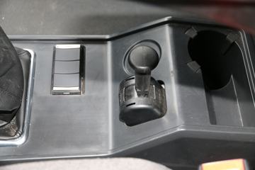 һ����� J6L�п� 2021�� �캽�� 240���� 4X2 6.8�ײ�դʽ�ػ���(CA5180CCYP62K1L4E5)ͼƬ