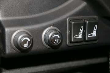 һ����� J6L�п� 2021�� �캽�� 240���� 4X2 6.8�ײ�դʽ�ػ���(CA5180CCYP62K1L4E5)ͼƬ