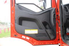一汽解放 J6L中卡 2021款 领航版 240马力 4X2 6.8米仓栅式载货车(CA5180CCYP62K1L4E5)