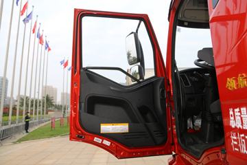 һ����� J6L�п� 2021�� �캽�� 240���� 4X2 6.8�ײ�դʽ�ػ���(CA5180CCYP62K1L4E5)ͼƬ