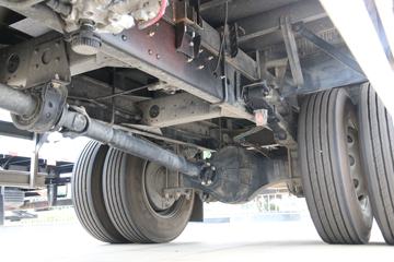 һ����� J6L�п� 2021�� �캽�� 240���� 4X2 6.8�ײ�դʽ�ػ���(CA5180CCYP62K1L4E5)ͼƬ