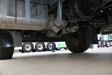 һ����� J6L�п� 2021�� �캽�� 240���� 4X2 6.8�ײ�դʽ�ػ���(CA5180CCYP62K1L4E5)ͼƬ