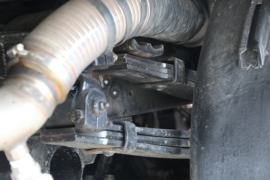 J6F&nbsp;扫路车底盘图片