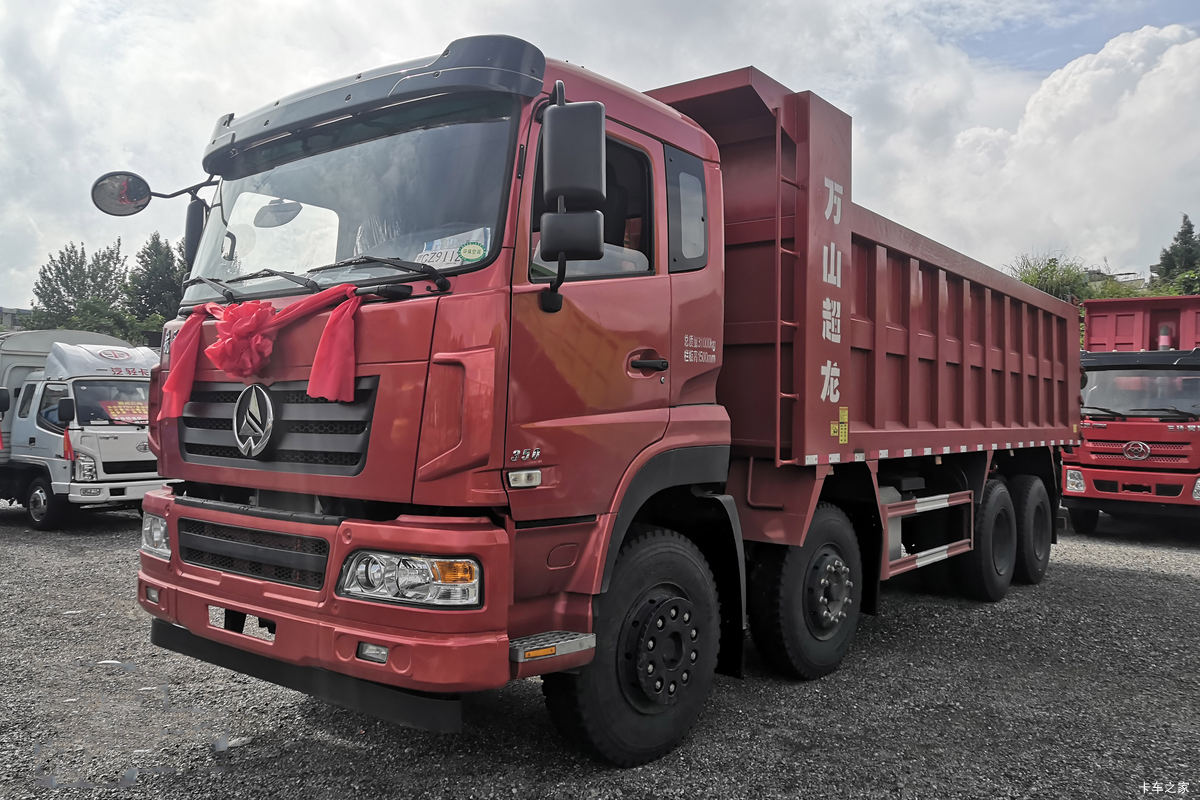 航天万山 WS系列 300马力 8X4 6米自卸车(盟盛牌)