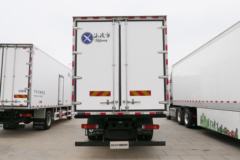 青岛解放 JH6 领航版 460马力 8X4 9.4米冷藏车(CA5320XLCP25K2L7T4E6A80)