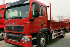 中国重汽 HOWO TX 220马力 4X2 6.8米栏板载货车
