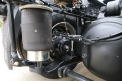 一汽解放 J7重卡 6X4 L2 级智能牵引车