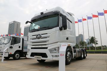一汽解放 J7重卡 560马力 6X4 AMT自动挡牵引车(液缓)(国六)(CA4250P77K25T1E6)