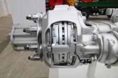 解放 新13T 465冲焊桥