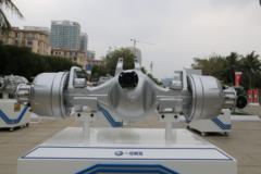 解放 新13T 435冲焊桥