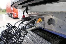 解放J6P&nbsp;冷藏车底盘图片