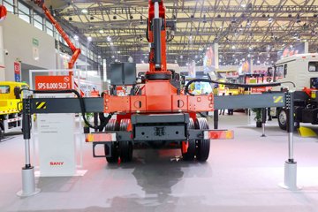 东风商用车底盘&nbsp;随车吊外观图片