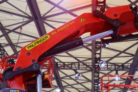 德龙新M3000&nbsp;牵引车上装                                                图片