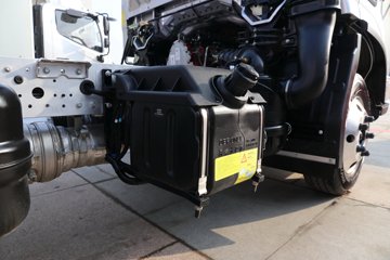 ���� ŷ����S1ϵ ��ӯ�� 130���� 4x2 ����ͼƬ