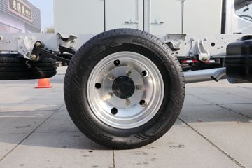 ���� ŷ����S1ϵ ��ӯ�� 130���� 4x2 ����ͼƬ