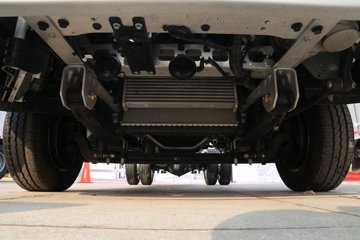 ���� ŷ����S1ϵ ��ӯ�� 130���� 4x2 ����ͼƬ