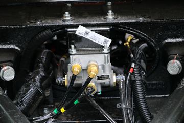 ���� �����A5W���ؿ� 490���� 6X4 AMT�Զ���ǣ����(HFC4251P1K7E33KS)ͼƬ