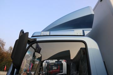 �����Ῠ ����E3000 4.18�״��綯��ʽ�ػ���81.14kWhͼƬ