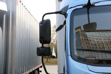 �����Ῠ ����E3000 4.18�״��綯��ʽ�ػ���81.14kWhͼƬ