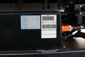 �����Ῠ ����E3000 4.18�״��綯��ʽ�ػ���81.14kWhͼƬ