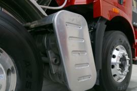 一汽解放底盘&nbsp;油罐车底盘图片