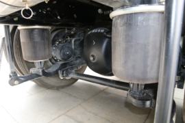 一汽解放底盘&nbsp;油罐车底盘图片