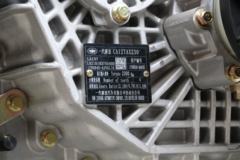 青岛解放 JH6重卡 领航版 460马力 6X4 危险品牵引车(国六)(CA4255P25K2T1E6A80)