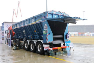 吉鲁恒驰 V型智能输送带 8.5米散装粮食运输半挂车