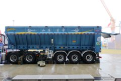 吉鲁恒驰 V型智能输送带 8.5米散装粮食运输半挂车