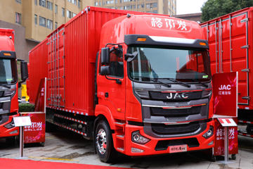 江淮 格尔发A5WⅢ重卡 320马力 6X2 8.6米厢式载货车(HFC5251XXYP1K5D52KS)