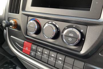 �����Ῠ ����E3000 4.18�׻�϶�����ʽ�ػ���ͼƬ