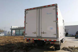 五十铃700P&nbsp;冷藏车外观图片