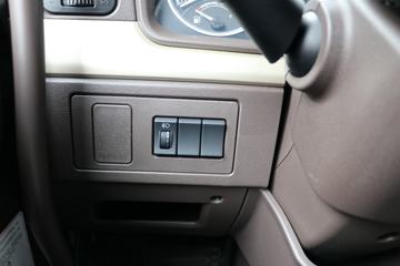 �������� ����H7�ؿ� 460���� 8X4 AMT�Զ����ػ���(����)(LZ1321H7FC1T)ͼƬ