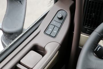 �������� ����H7�ؿ� 460���� 8X4 AMT�Զ����ػ���(����)(LZ1321H7FC1T)ͼƬ