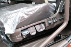 东风柳汽 乘龙H7重卡 460马力 8X4 AMT自动挡载货车(国六)(LZ1321H7FC1T)