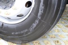 东风柳汽 乘龙H7重卡 460马力 8X4 AMT自动挡载货车(国六)(LZ1321H7FC1T)