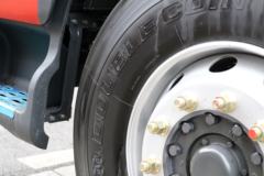 东风柳汽 乘龙H7重卡 460马力 8X4 AMT自动挡载货车(国六)(LZ1321H7FC1T)