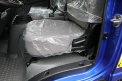 东风柳汽 乘龙L2 140马力 4X2 载货车(LZ1040L2ABT)