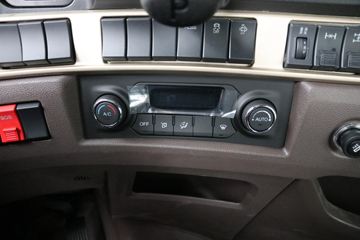 �������� ����H7 460���� 8X4 AMT�Զ����ػ�����(����)ͼƬ