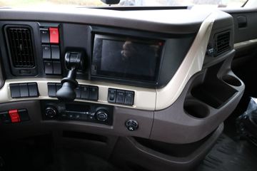 �������� ����H7 460���� 8X4 AMT�Զ����ػ�����(����)ͼƬ