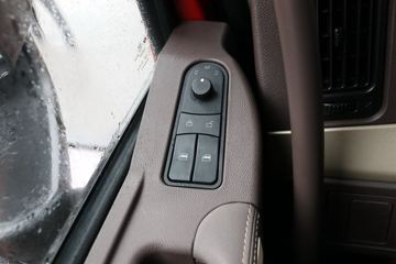 �������� ����H7 460���� 8X4 AMT�Զ����ػ�����(����)ͼƬ