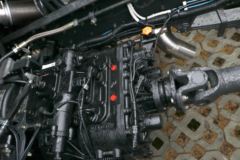 东风柳汽 乘龙H7 330马力 6X2 载货车底盘(国六)(LZ1251H5CC1T)