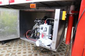 乘龙H7&nbsp;畜禽运输车底盘图片