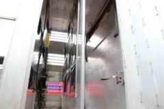 东风柳汽 乘龙H7 400马力 8X4 畜禽运输车(LZ1310H7FC1T)