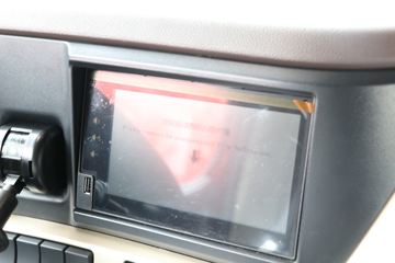 �������� ����H7 400���� 8X4 LNG�ػ�������(����)ͼƬ
