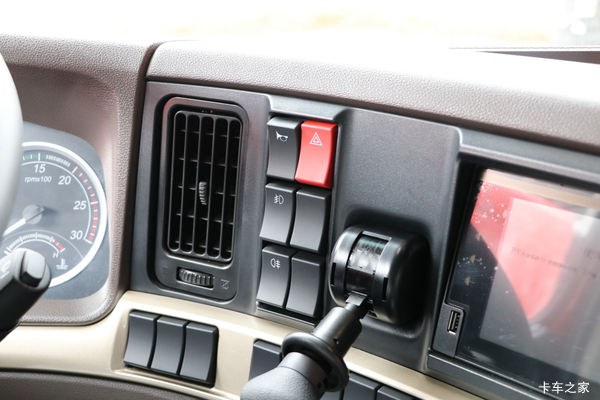 新车到店 亳州市乘龙H7载货车仅需29万元!!!