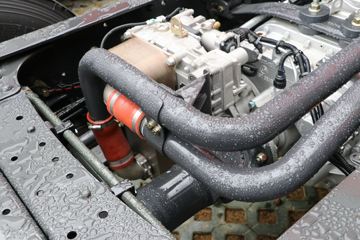 �������� ����H7 400���� 8X4 LNG�ػ�������(����)ͼƬ