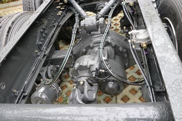 �������� ����H7 400���� 8X4 LNG�ػ�������(����)ͼƬ